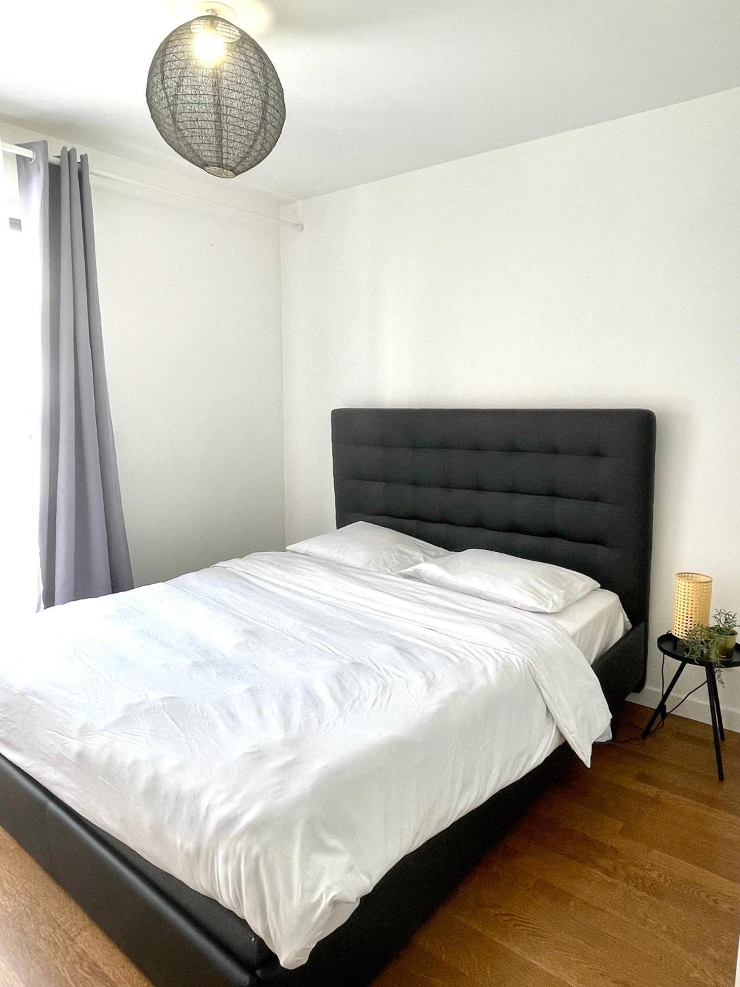 סן-קואן Sweet Escape Paris Centre - 3 Bds- Terrasse - Stade De France - Montmartre מראה חיצוני תמונה